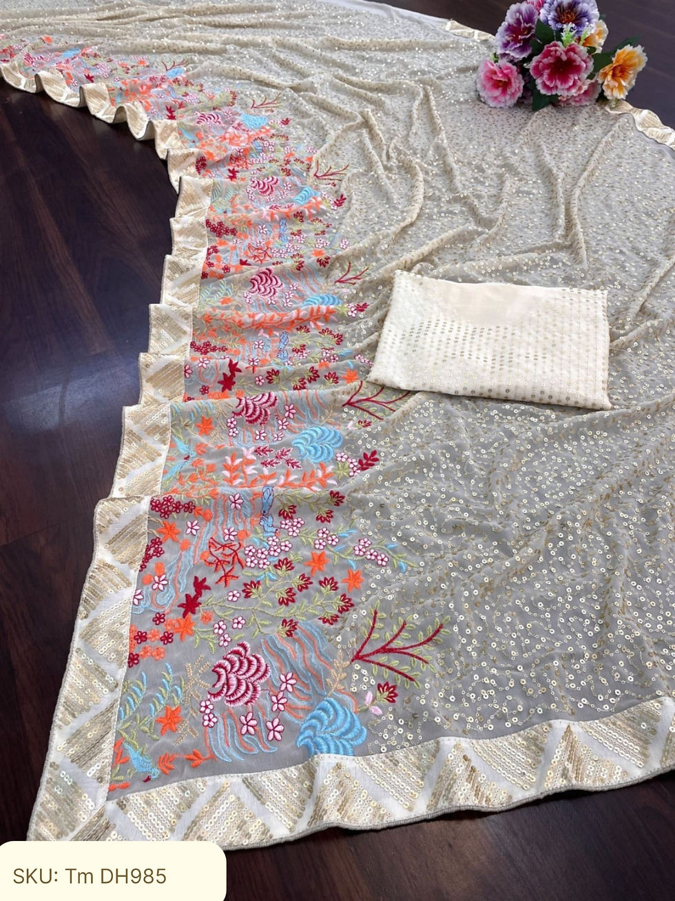 Thumbnail: Bollywood Designer Saree: Elegance Meets Glamour