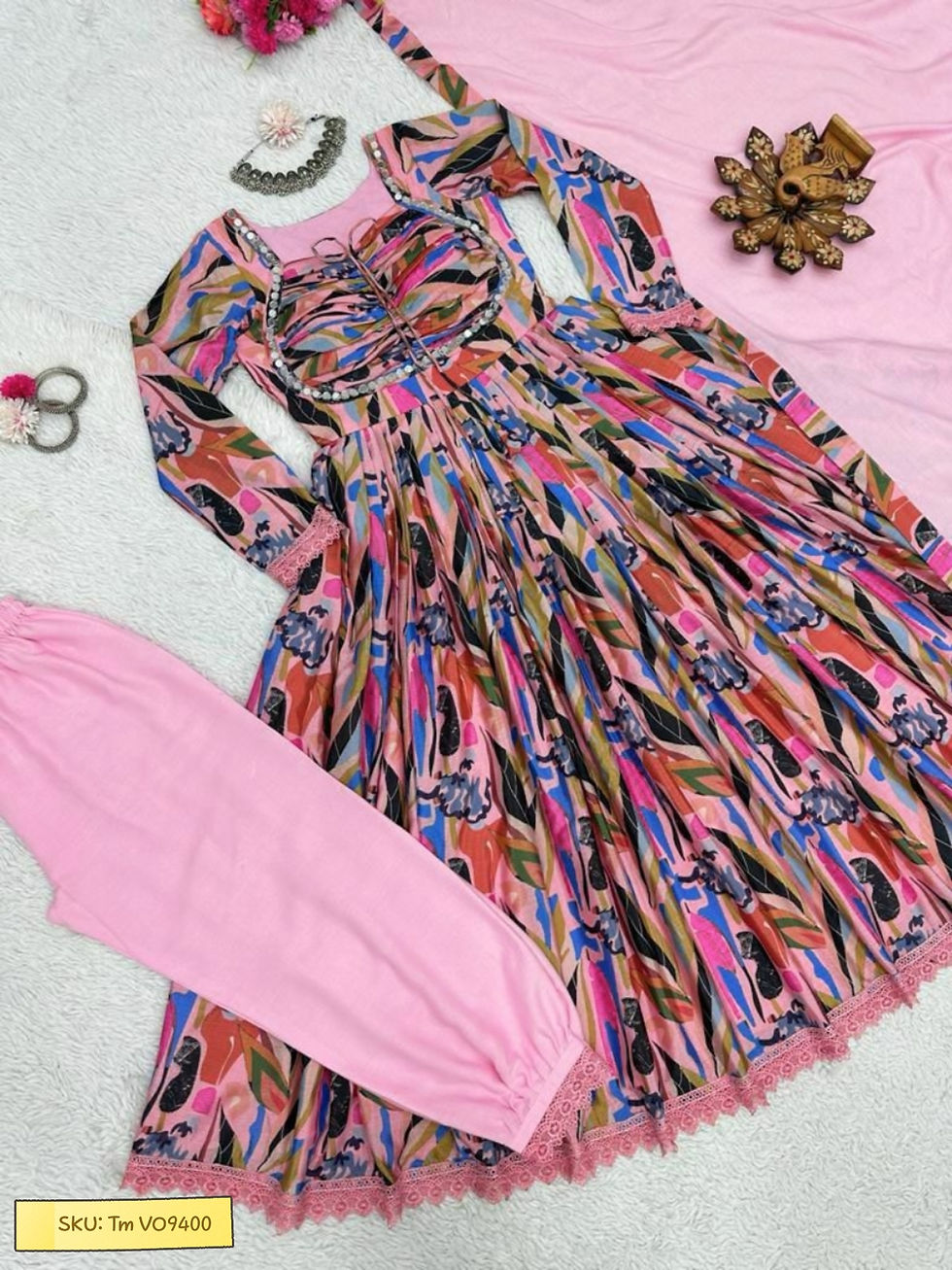 Thumbnail: Fashion Forward: Stunning Top and Pant Sets