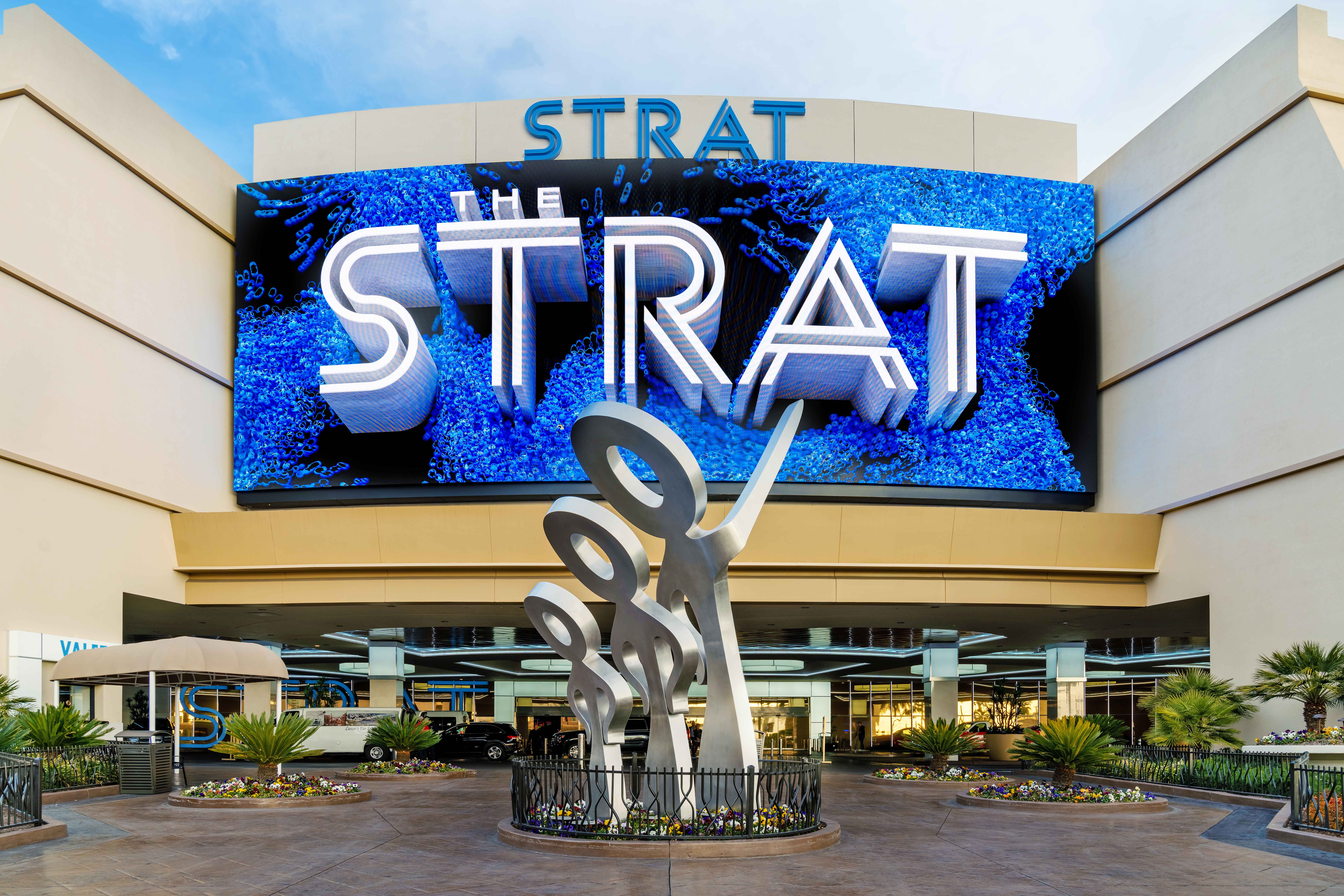 The STRAT Hotel, Casino & Tower — accommodation photograph 2