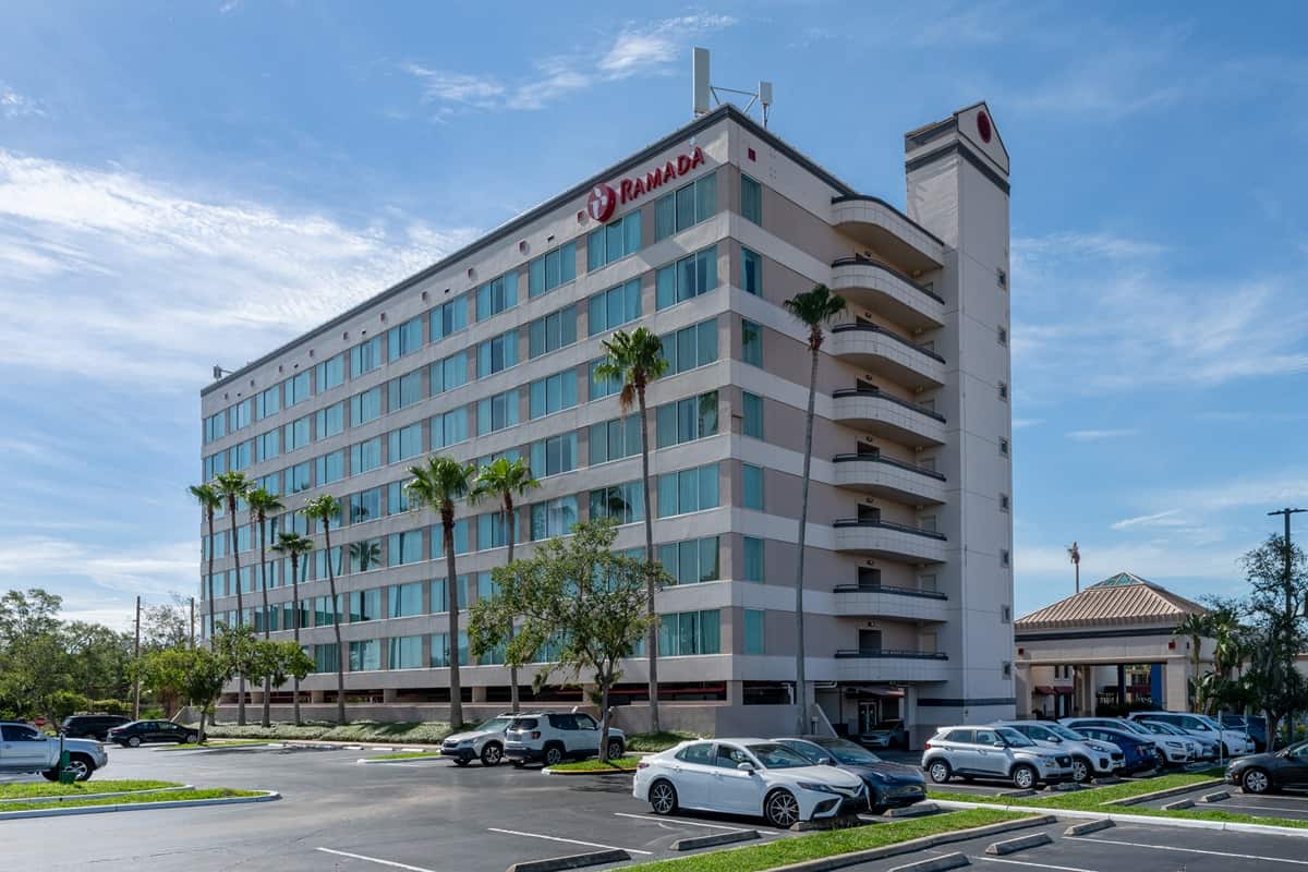 Ramada by Wyndham Kissimmee Gateway — accommodation photograph 1