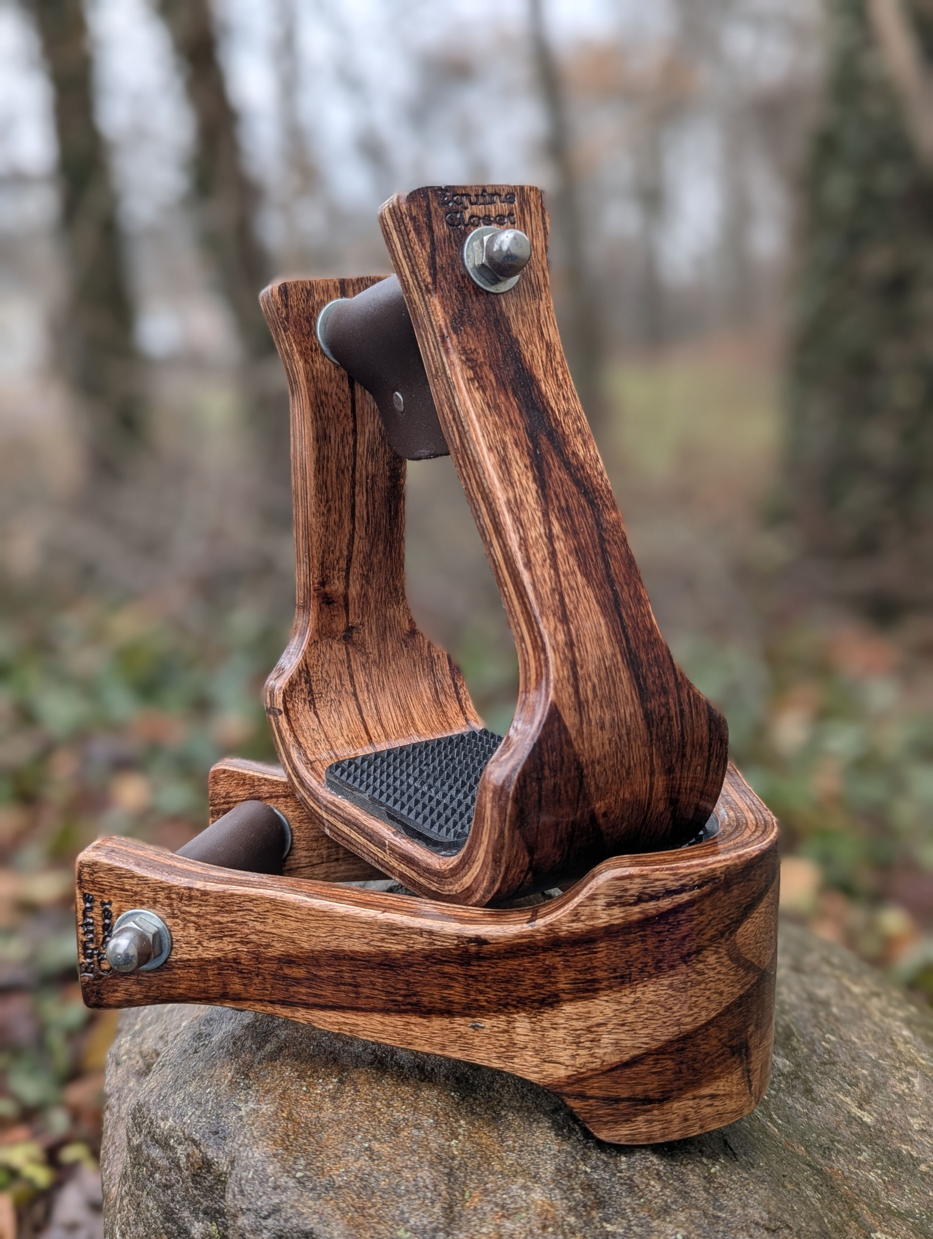 3" Slanted Striped Wooden Stirrups