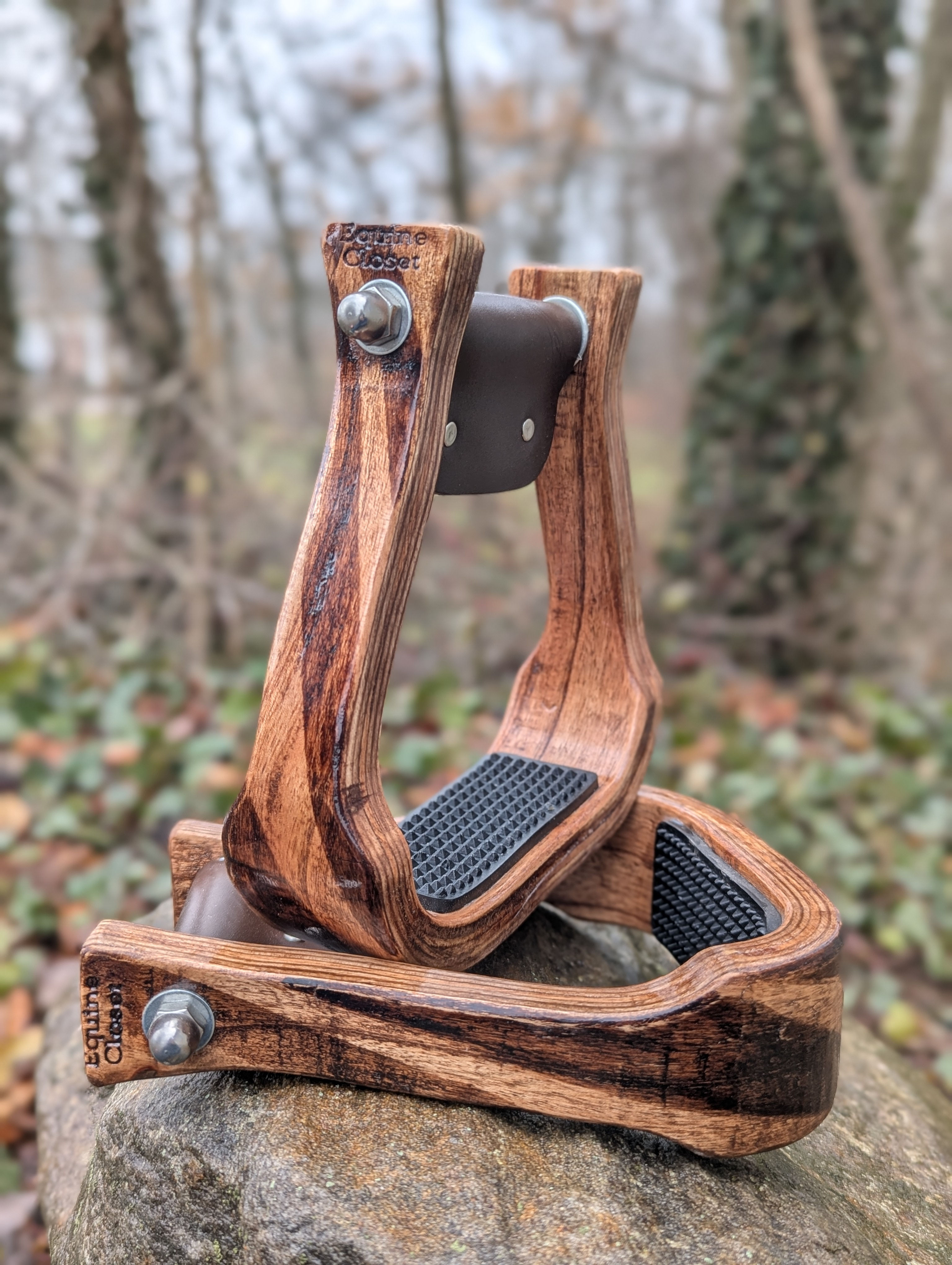 2" Slanted Burnt Wooden Stirrups