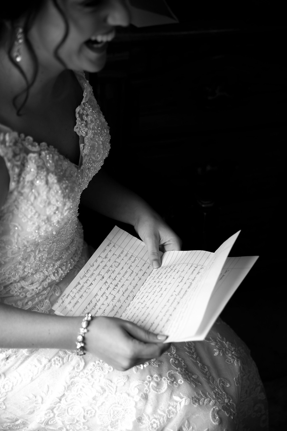 bride reading letter from groom