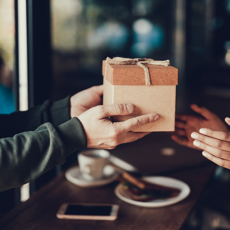 Financially Smart Gift Giving: Thoughtful Gifts That Grow in Value Over Time