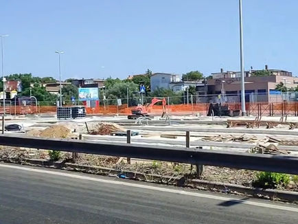 Tragica Scoperta ad Acilia: Uomo di 52 Anni Trovato Morto Vicino alla Stazione