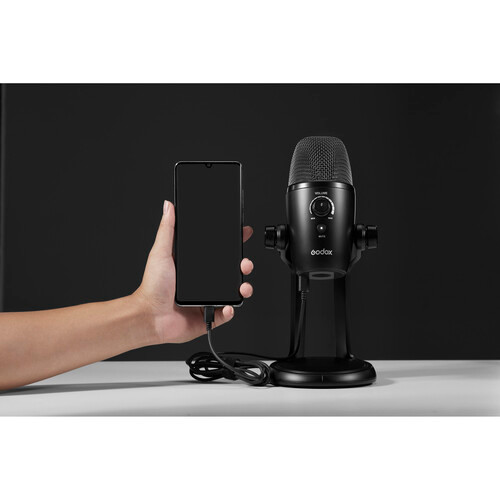 Compact USB mic for vlogging with mobile phone