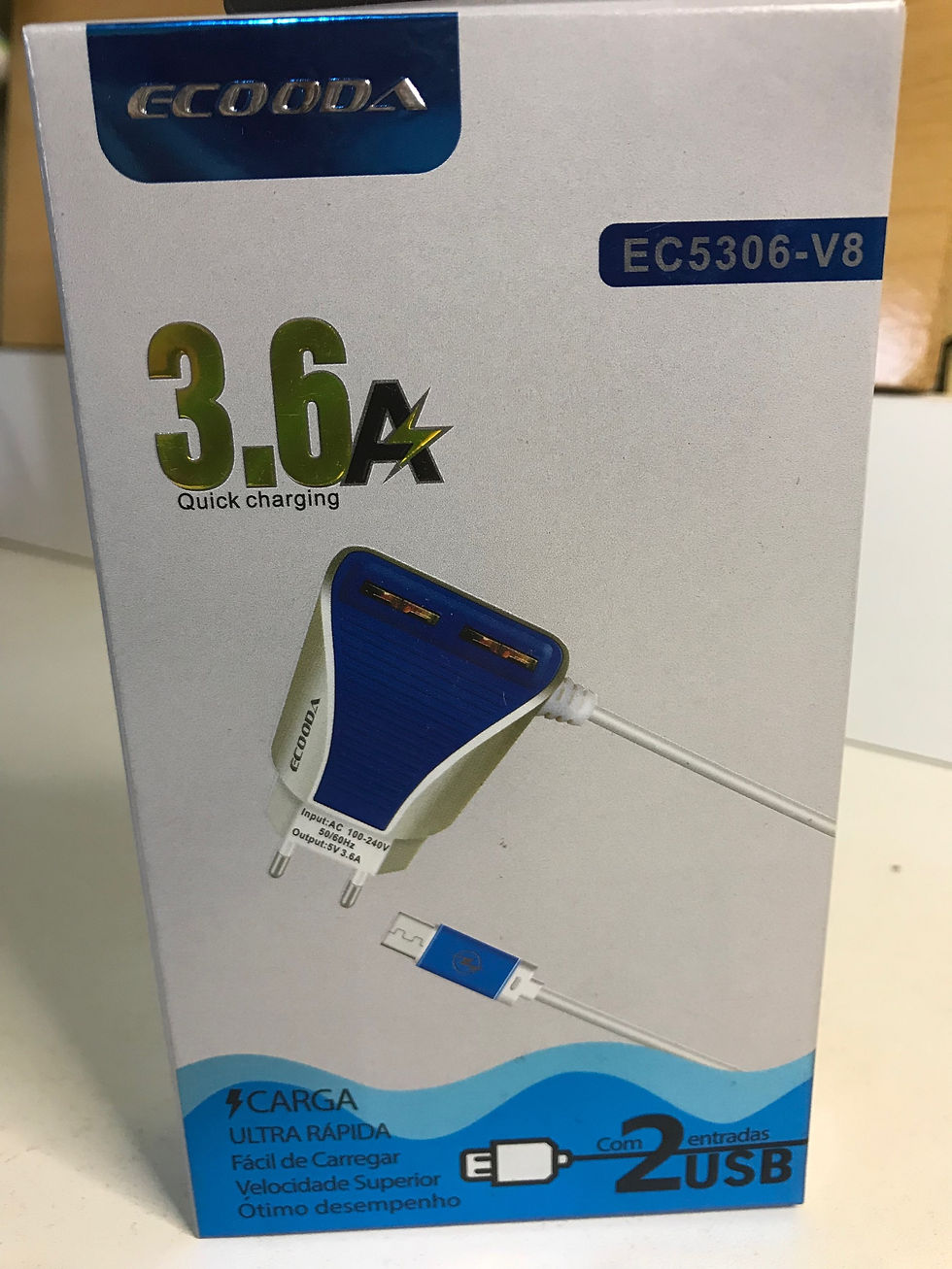 Miniatura: Carregador ECOODA 3.6A cabo fixo + 2 USB