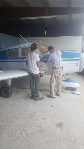 painting aircraft