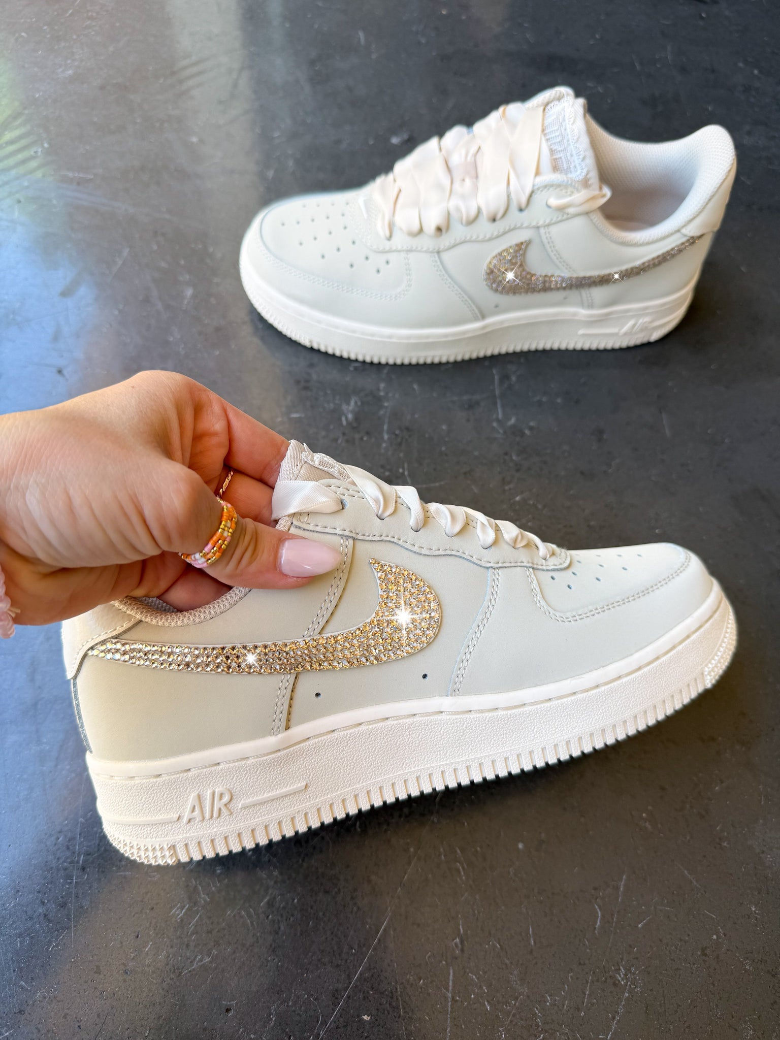 NIKE CRU GOLD