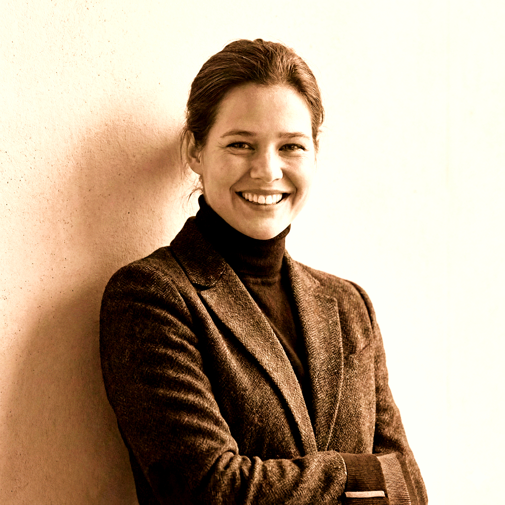 Writer: Elena Seleni