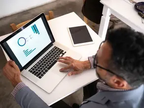 Como economizar recursos e manter a saúde financeira da empresa?
