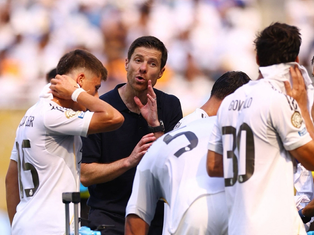 Florentino Pérez Gives Xabi Alonso Full Backing to Lead Real Madrid Through Turbulent Moment