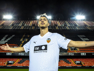 Guido Rodríguez Returns to LaLiga as He Joins Valencia