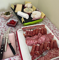 französische Wurst- & Käseplatte.jpeg