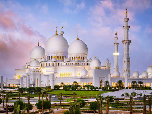 مسجد الشيخ زايد، تحفة تمزج بين الاصالة الاسلامية  والحداثة المعمارية