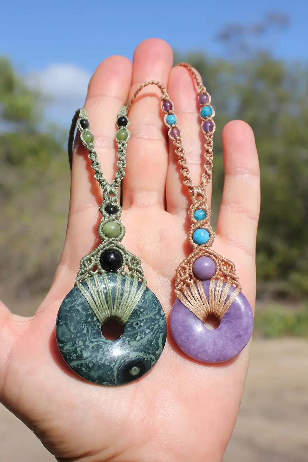 Thumbnail: Lepidolite & Apatite - Light Tan