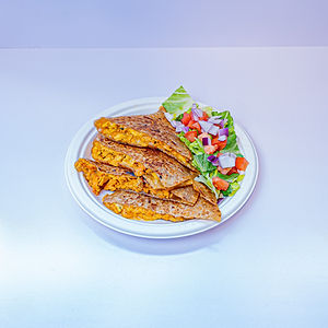 Chicken/ Pollo Quesadilla