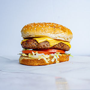 B1. Classic/ Clásica Burger