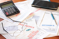 Bills_Overdue_Unpaid_iStock-152945981.jp