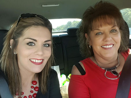 Hollie McEvoy with her mother Donna Geabhart before her sudden passing at age 58.