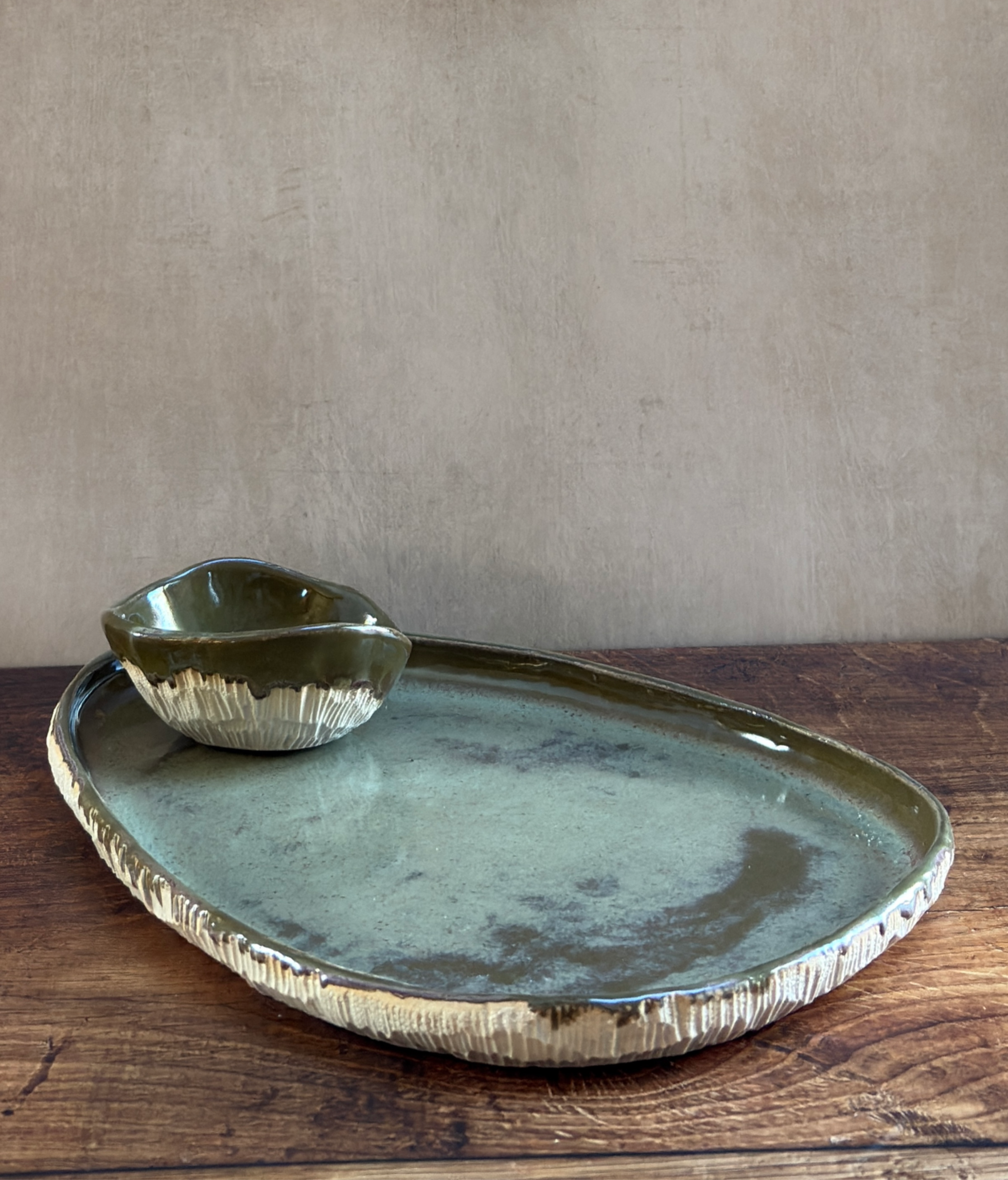 The Ebro Dipping Set- olive green glaze