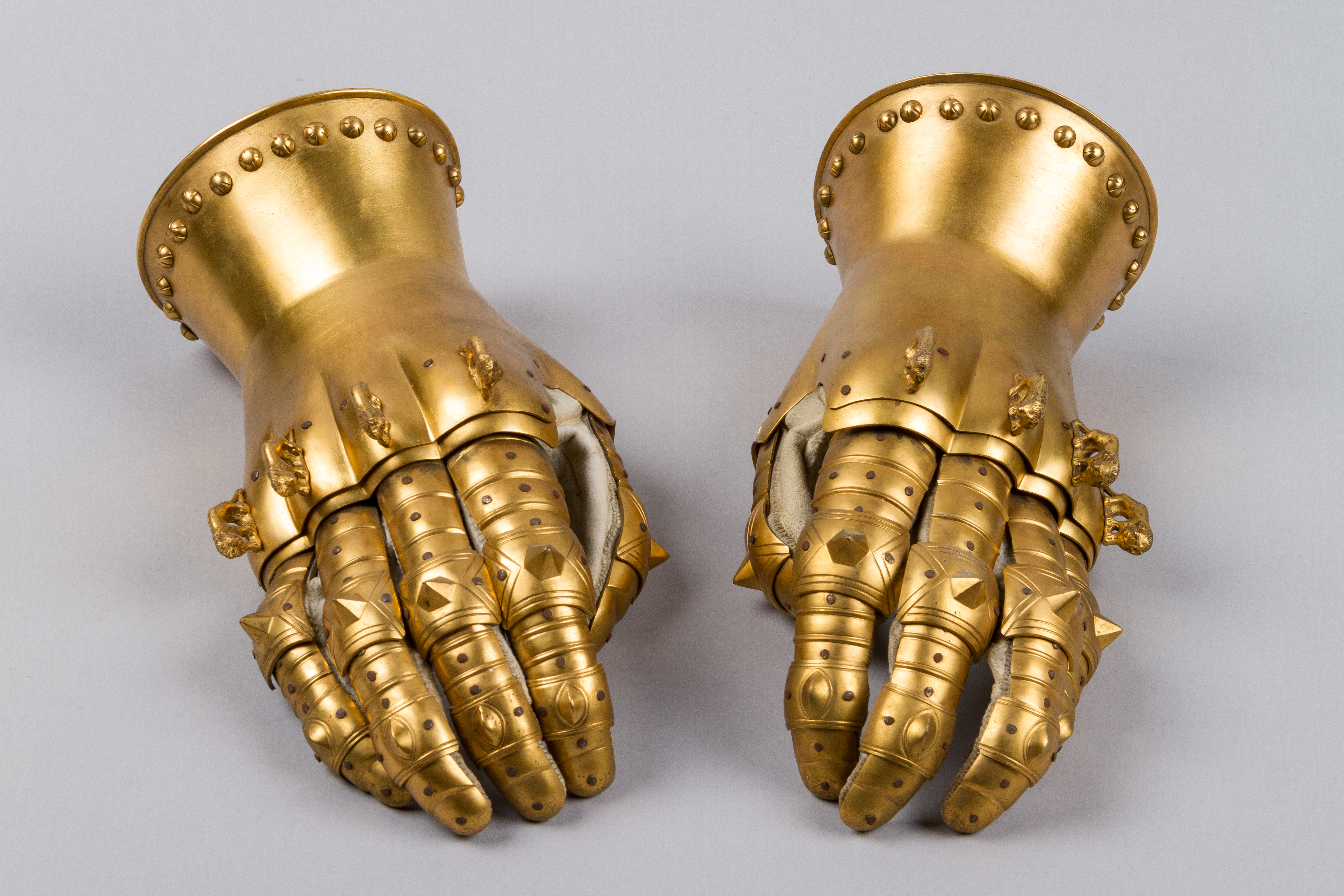 Replica Gauntlets