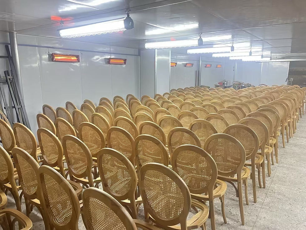 الصورة المصغرة: كرسي طعام لويس، كرسي زفاف ناعم باللون البيج، مناسب للتجمعات