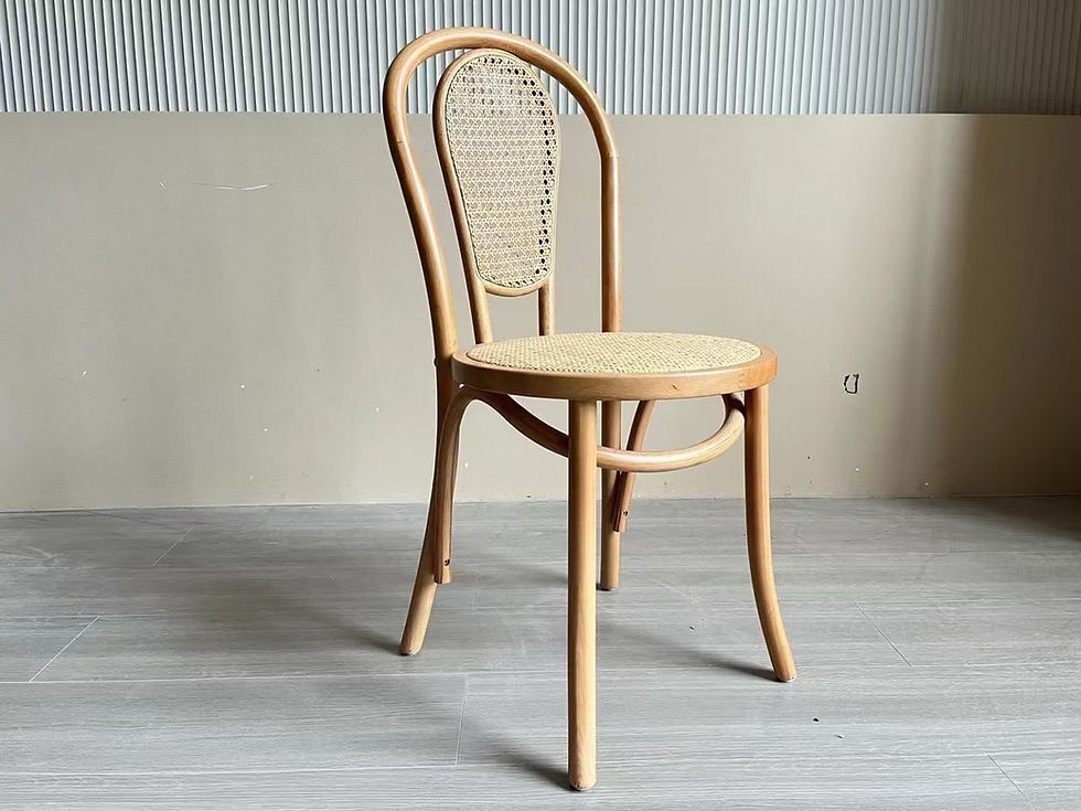 Miniatura: Cadeira Thonet Bentwood para casamentos e eventos em estilo clássico