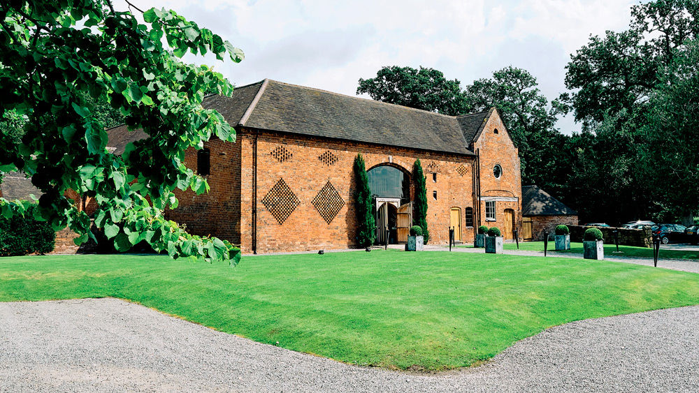 Nichola and Martin at Shustoke Barn, Coleshill, Warwickshire