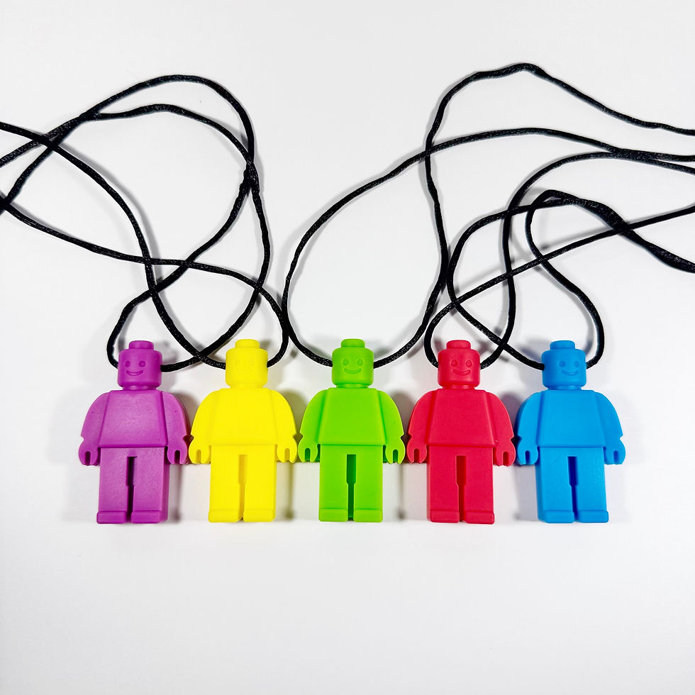 תמונה ממוזערת: נשכן תלוי לצוואר – אישון קטן