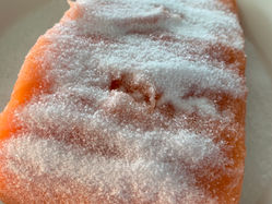 Surlax = ingelegde Zalm