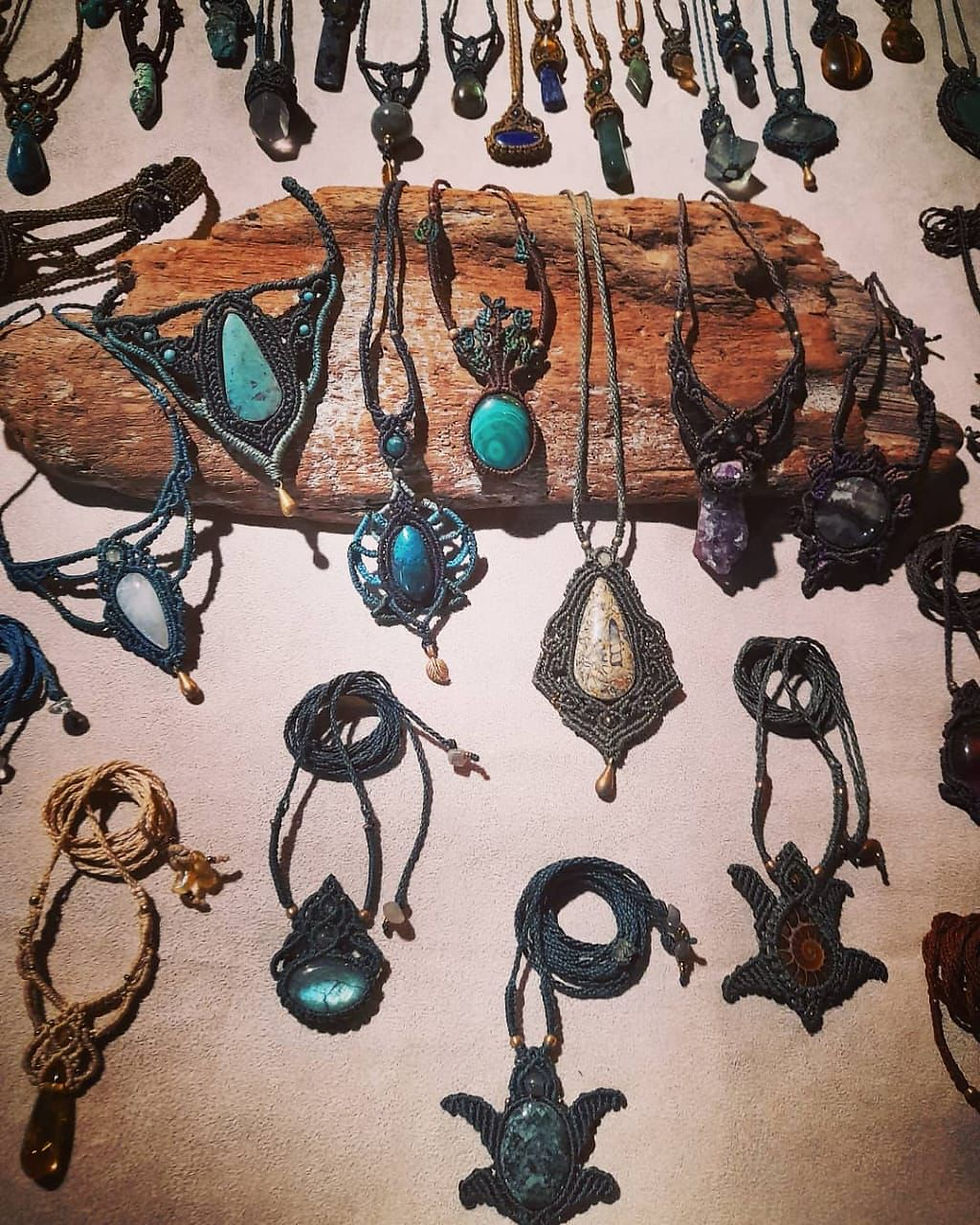 macrame pieces by pamela dipietri