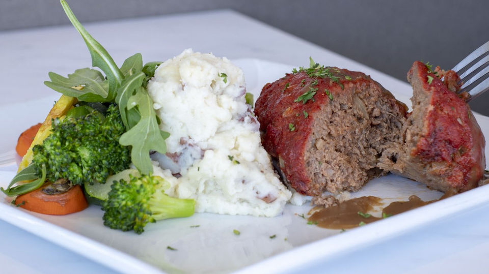 Meat_Loaf.max-1300x1300.jpg