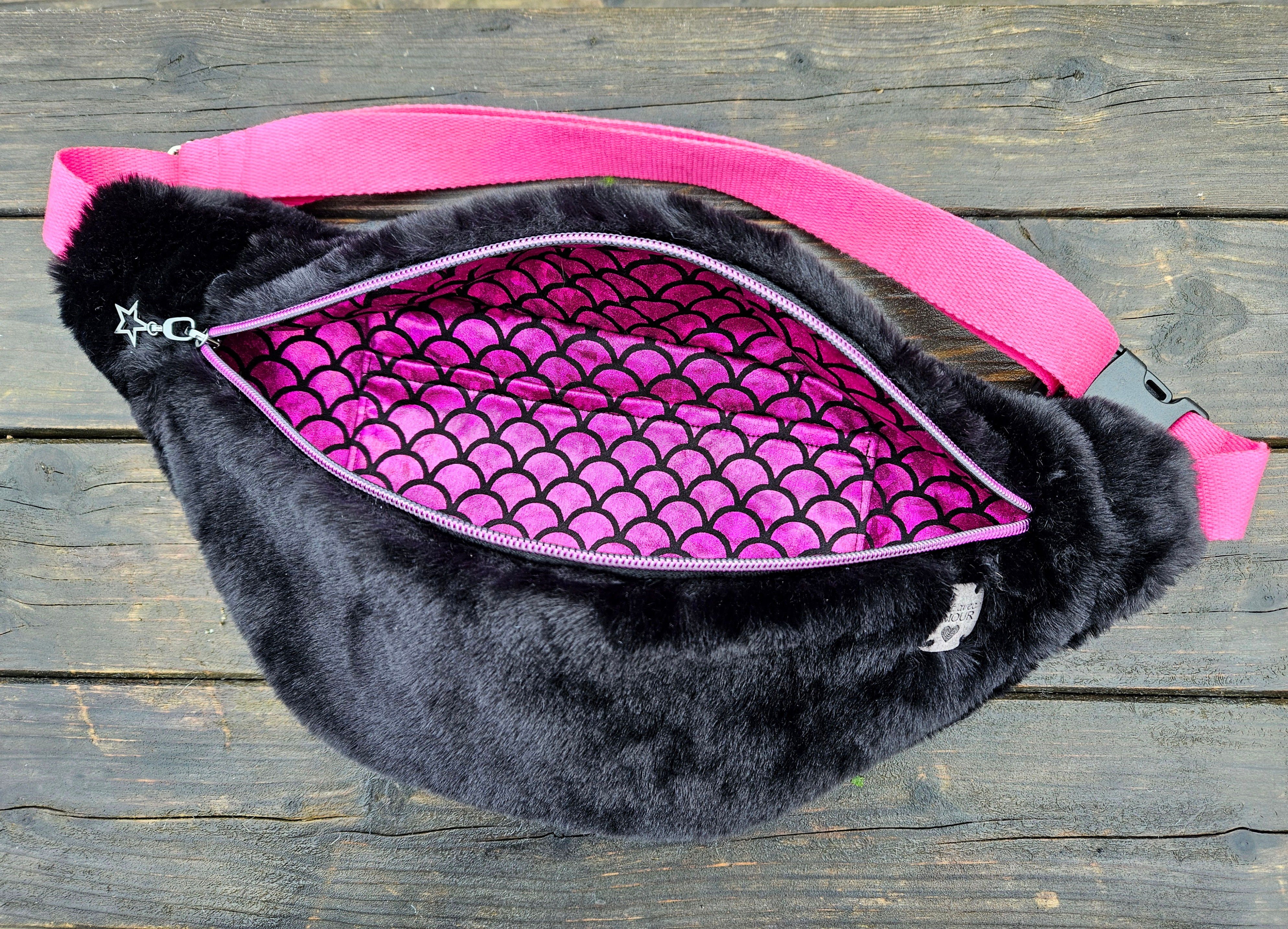 Banane douceur rose et noir