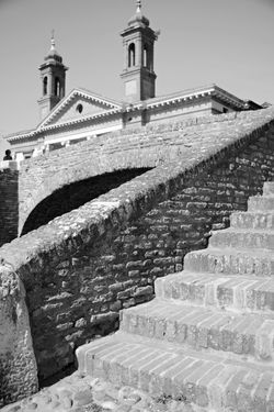 Scalinata di mattoni