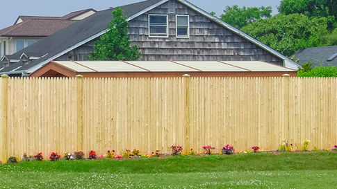 WHITE or RED CEDAR STOCKADE FENCE
3/4″ x 4″ / 28