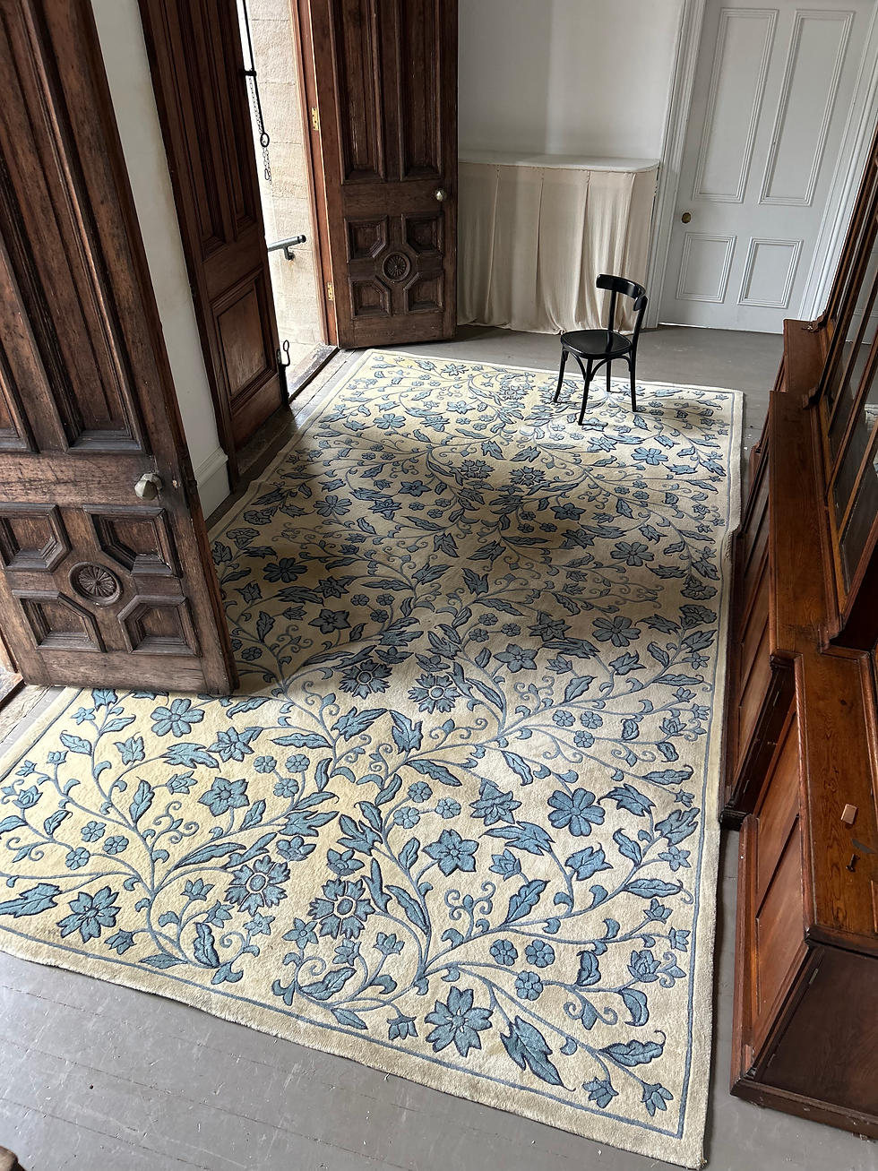 Thumbnail: LARGE COUNTRY HOUSE CARPET WITH CREWELWORK PATTERN