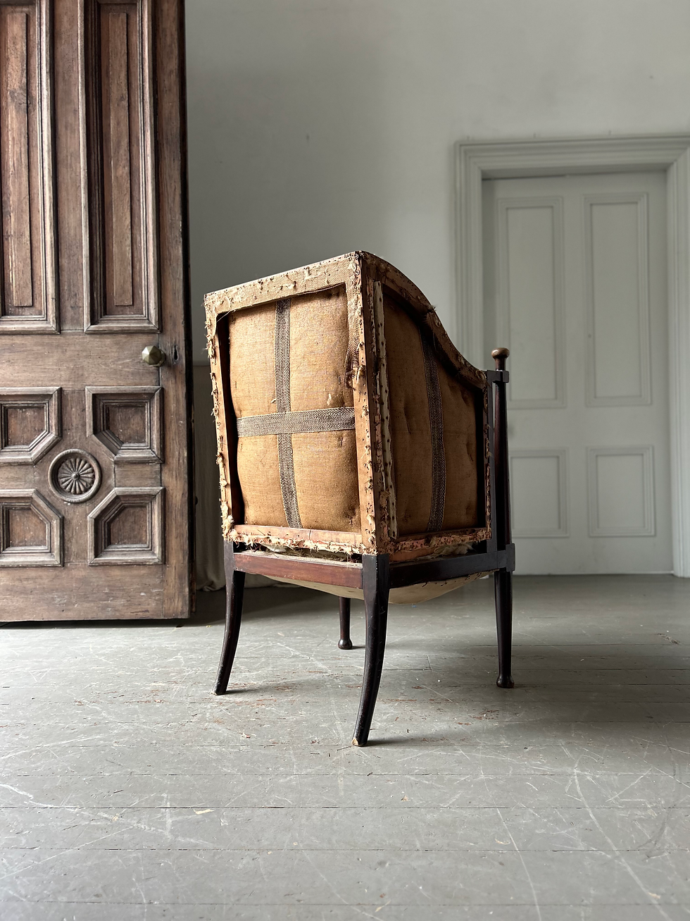 Thumbnail: LARGE GLASGOW SCHOOL ARTS AND CRAFTS TUB CHAIR