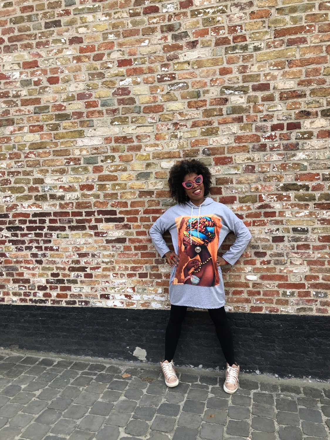 Vestido de moletom estampa mulher negra 