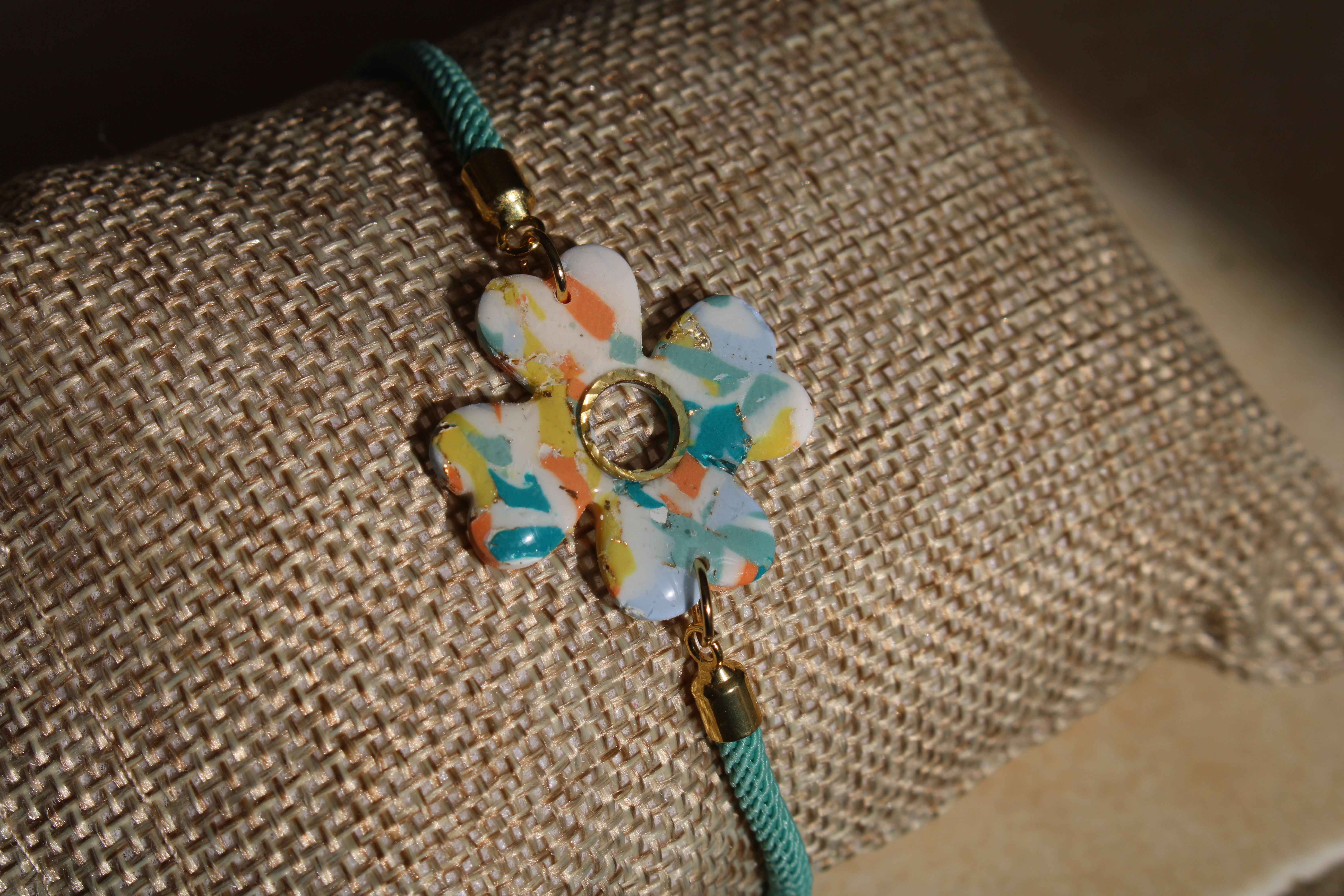 Bracelet fleurs printanier