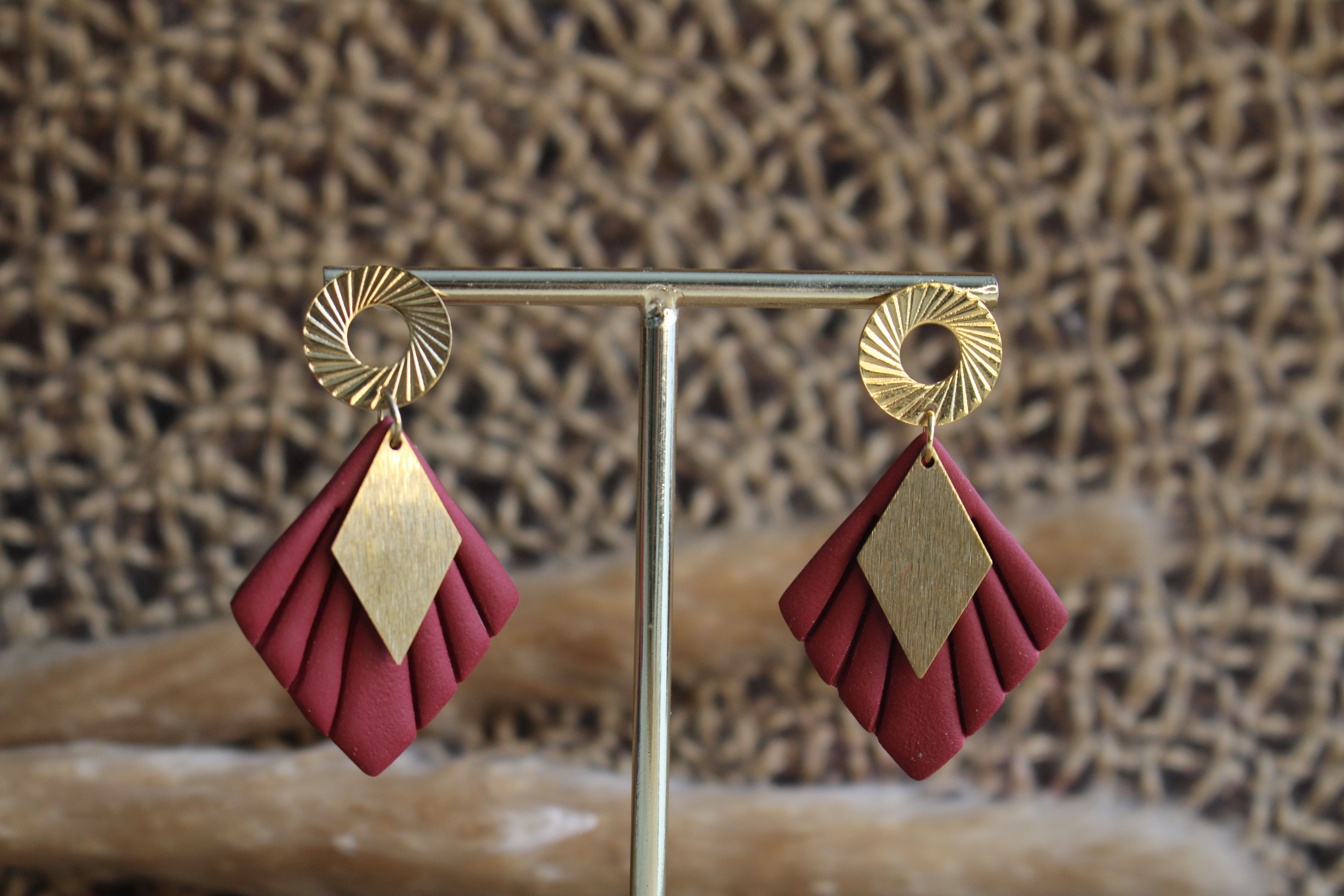 Losange rouge brique