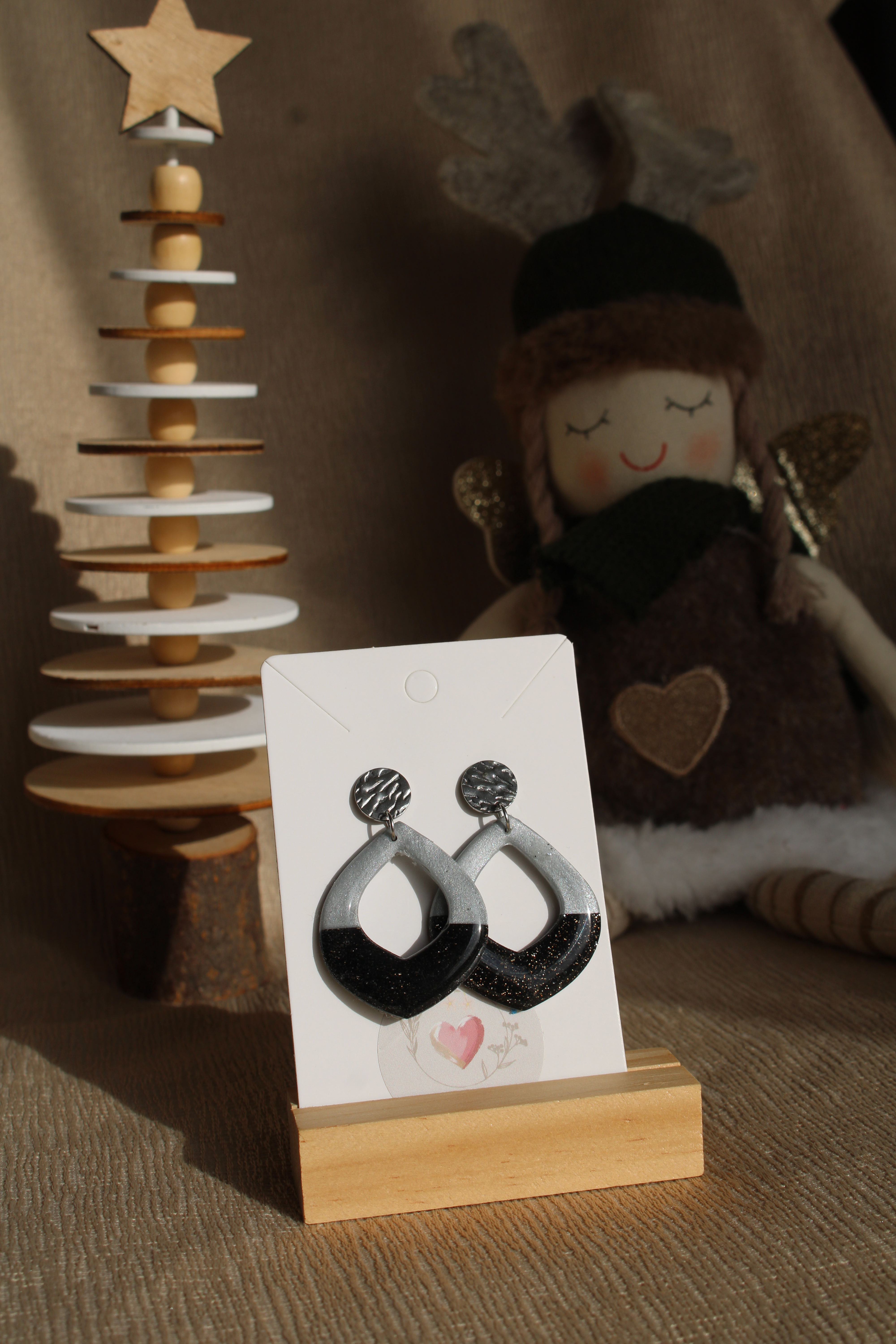 Arrondie argenté noir