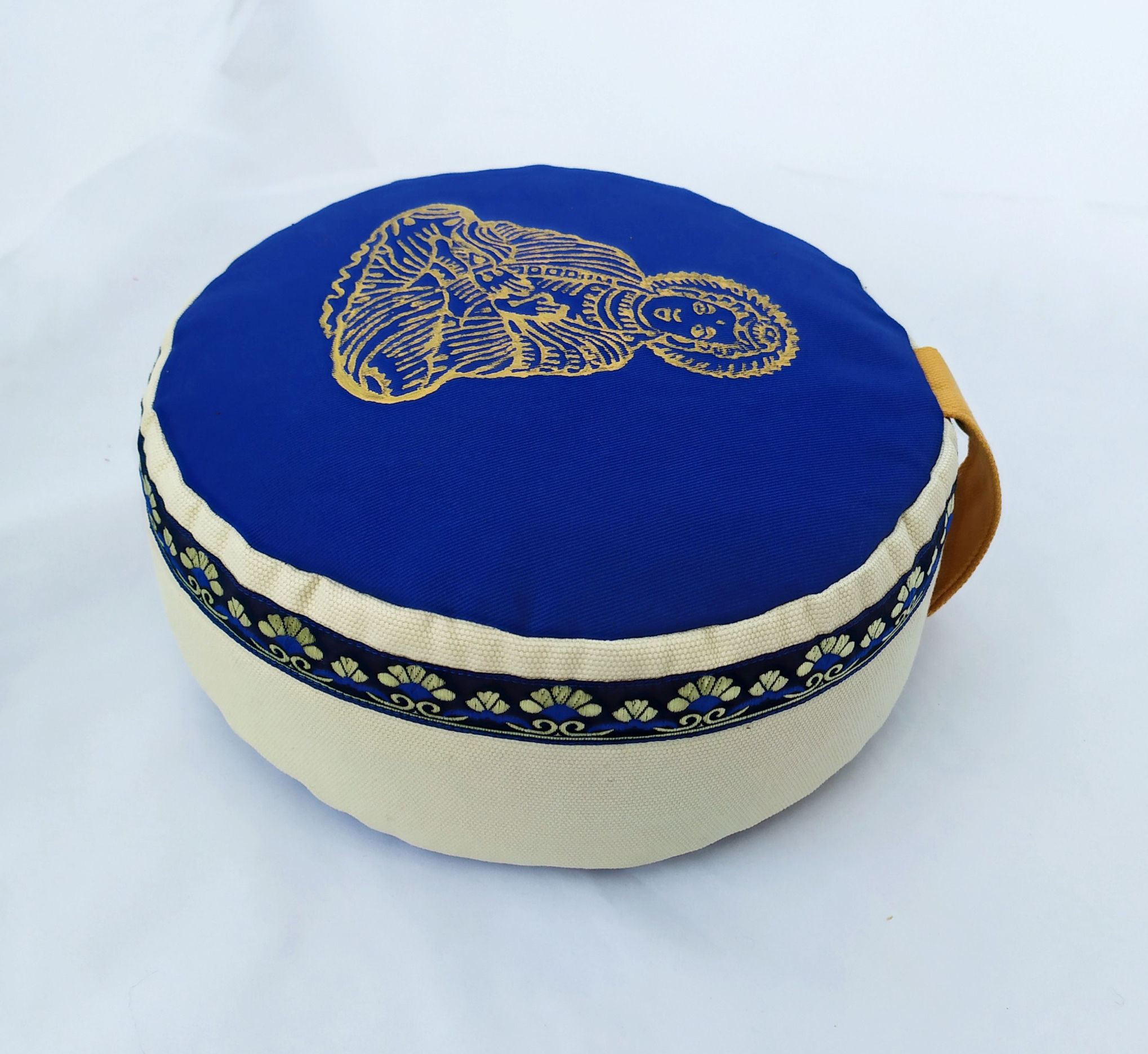 Coussin rond, bleu foncé, mastic et moutarde, motif bouddha or, galon assorti