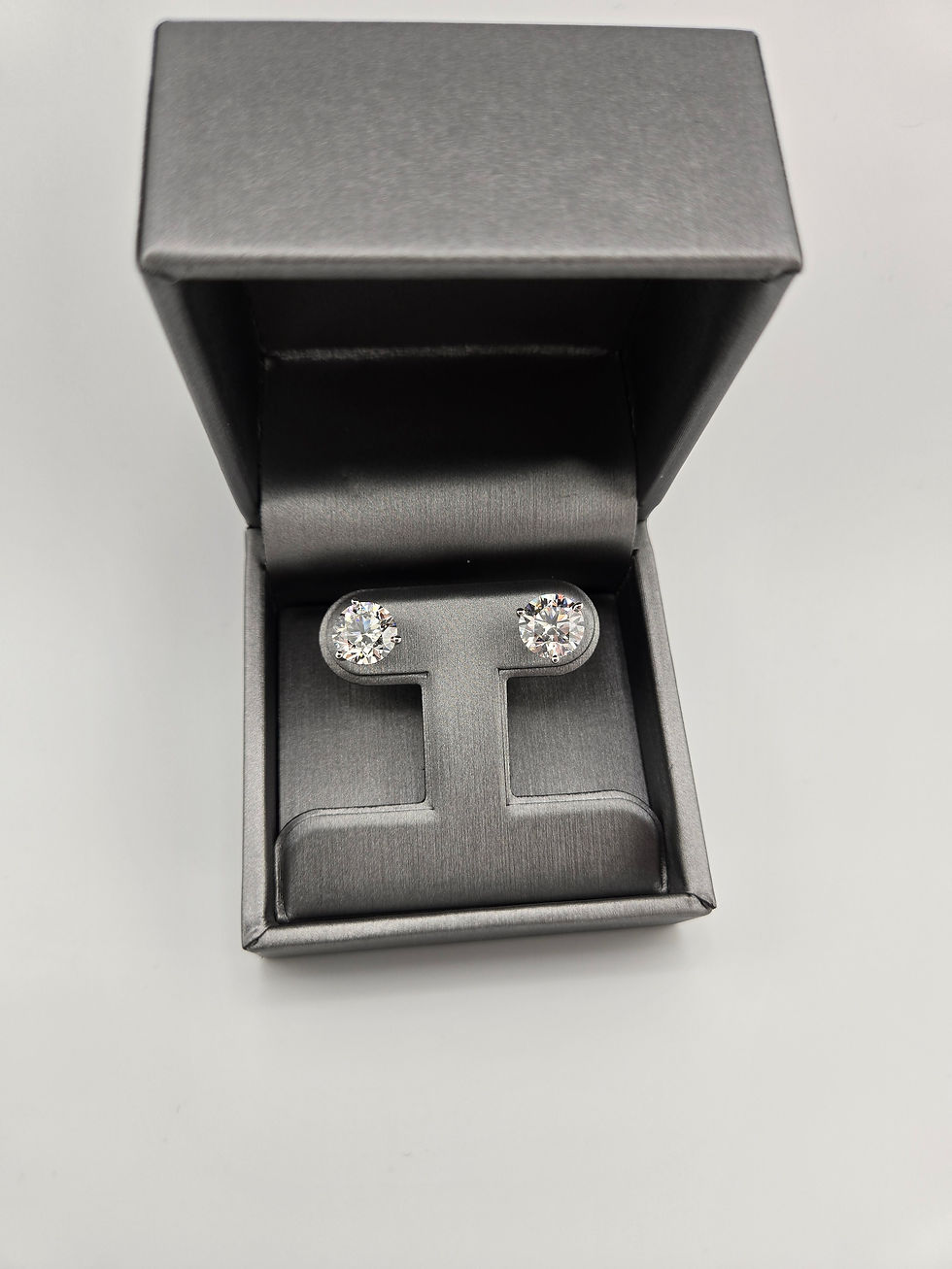 Thumbnail: IGI Certified Lab Grown Diamonds Stud Earrings in 14K White Gold