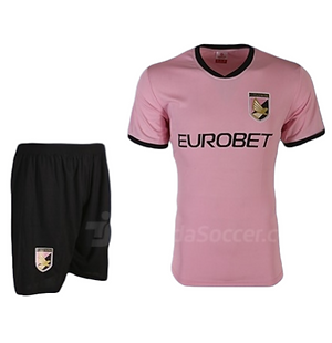 uniformes de futbol en oferta
