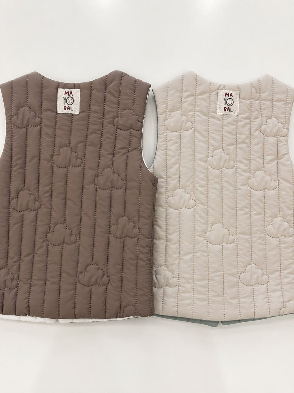 Miniatura: Chaleco reversible nubes