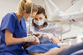 become-dental-assistant.jpg