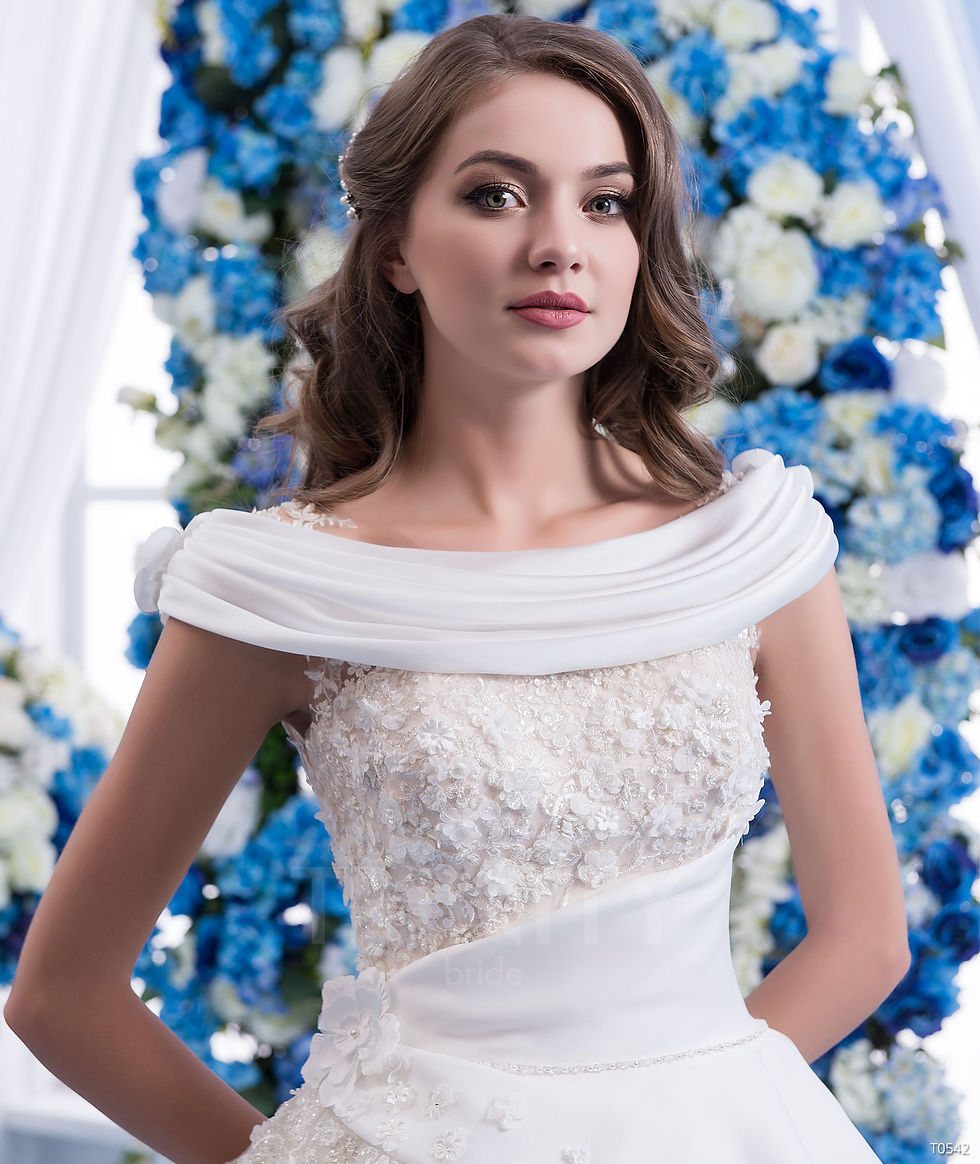 Thumbnail: Свадебное платье T0542