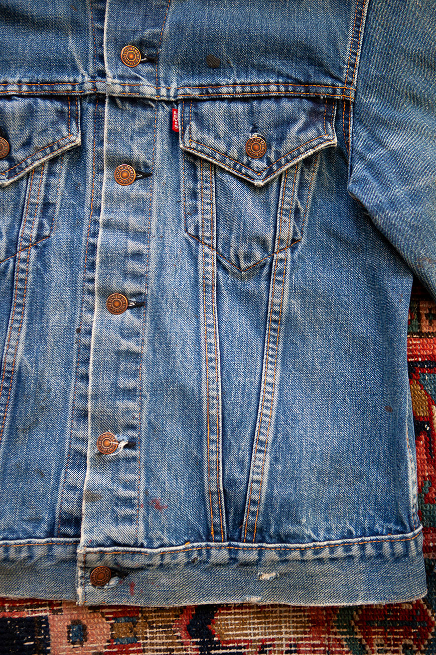 Thumbnail: Levi's Big E Type III
