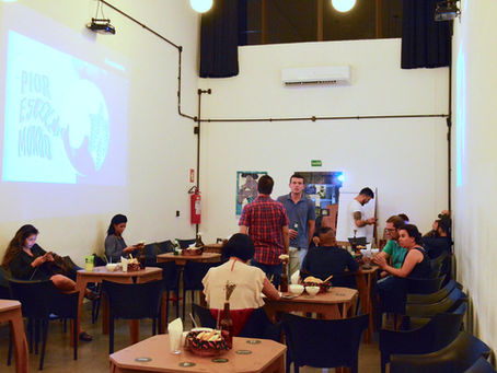 Perestroika propõe novo modelo de educação criativa, baseada em experiências